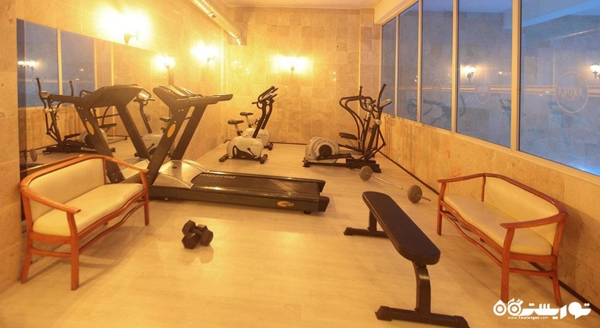 نمای سالن بدنسازی